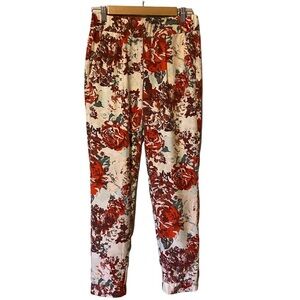 G by Giuliana red floral jogger pant‎ size 4